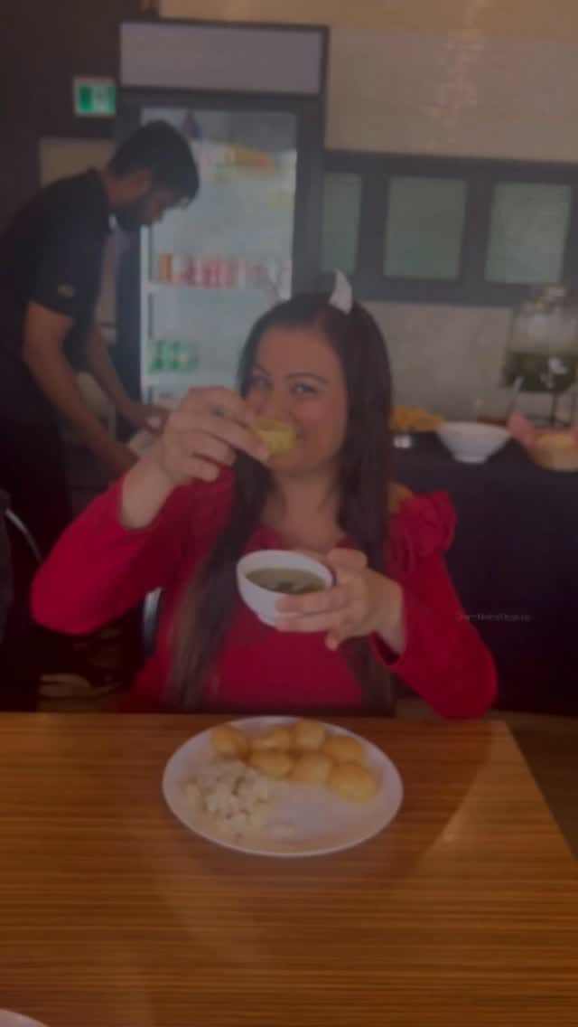 Post 5 by Neha Mendha Thakker | Influencer🇨🇦🇮🇳 on Instagram (video)