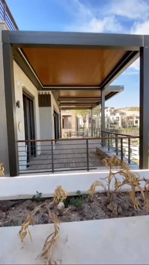 Post 10 by …. on Instagram (video)