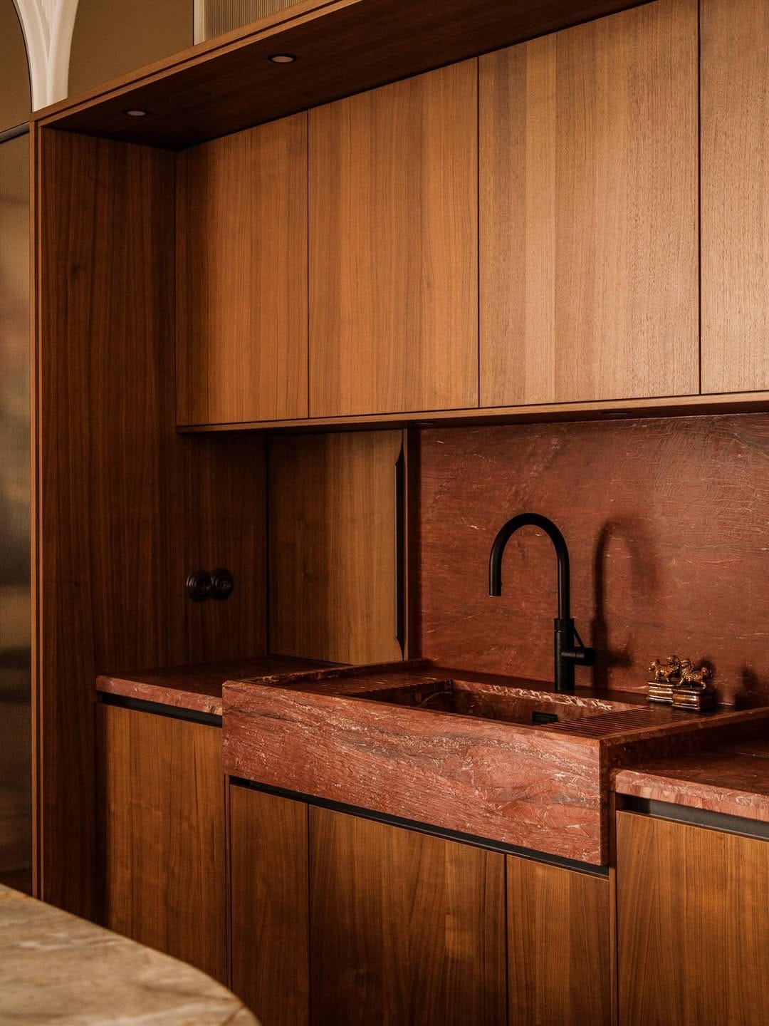 Post 1 by Frank Stueve Interiors on Instagram (image)