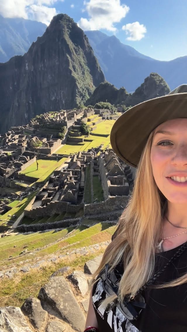 Post 1 by 𝐘𝐔𝐋𝐈𝐈𝐀 𝐊𝐔𝐋𝐘𝐊 | Influencer Travel & Lifestyle on Instagram (video)
