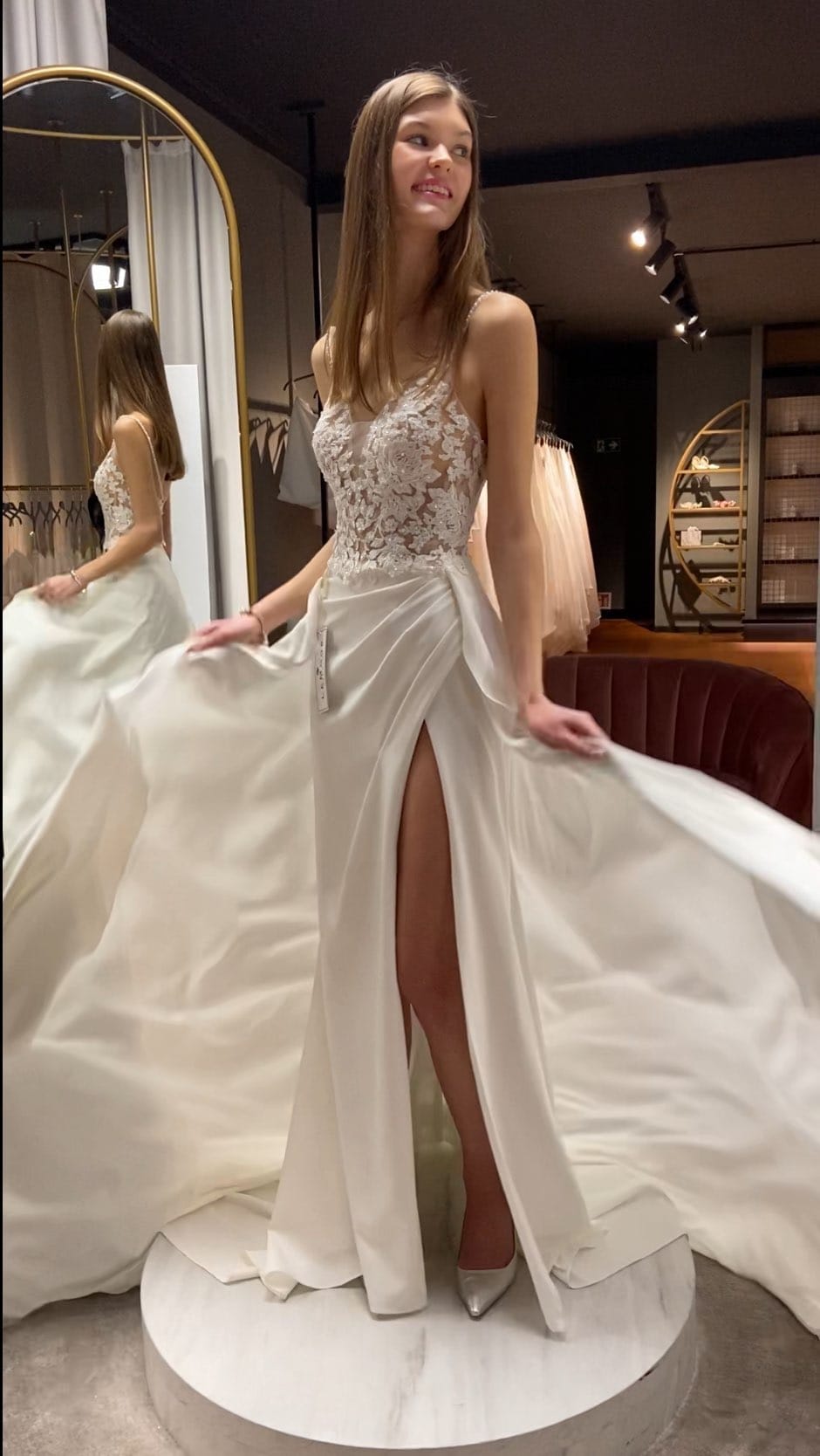 Post 9 by MIXME  I  Bridal Collection on Instagram (video)