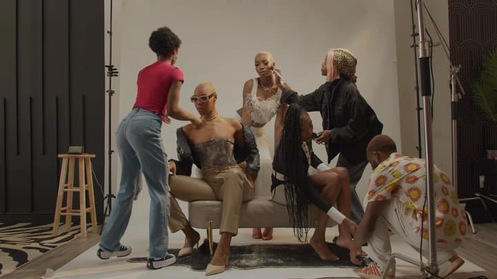 Post 10 by Vaila Shoes on Instagram (video)