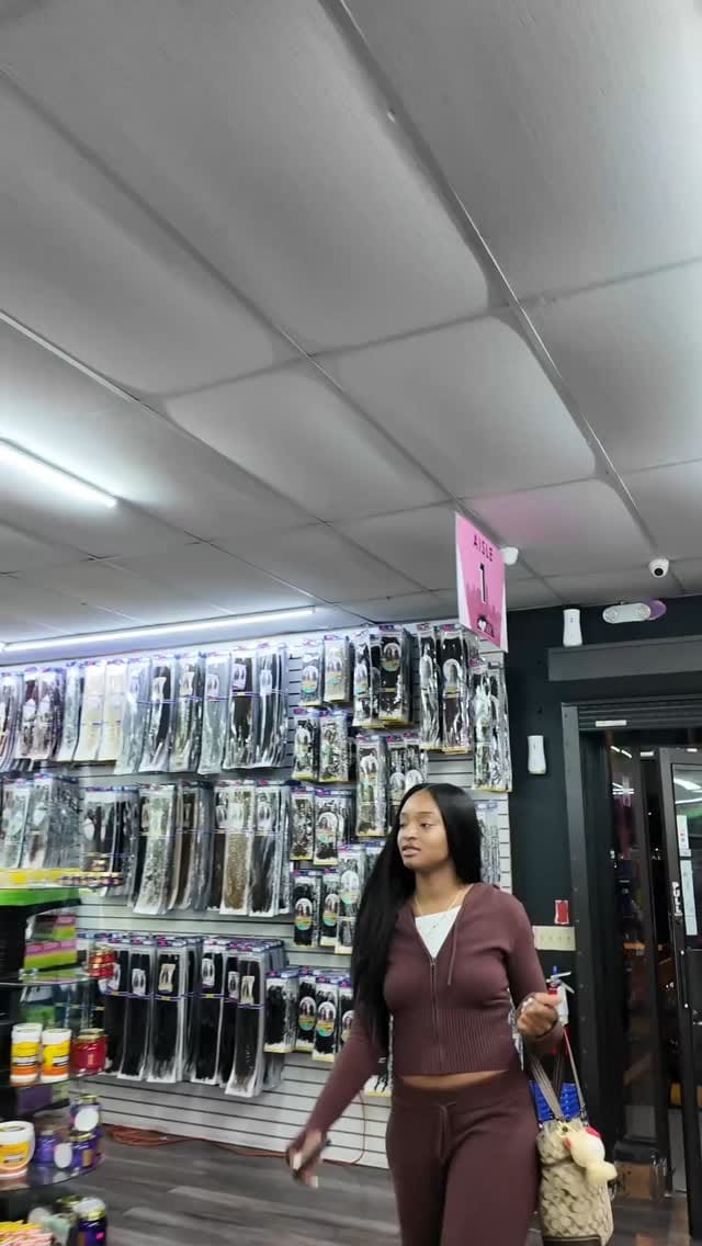 Post 1 by NY Beauty Supply on Instagram (video)