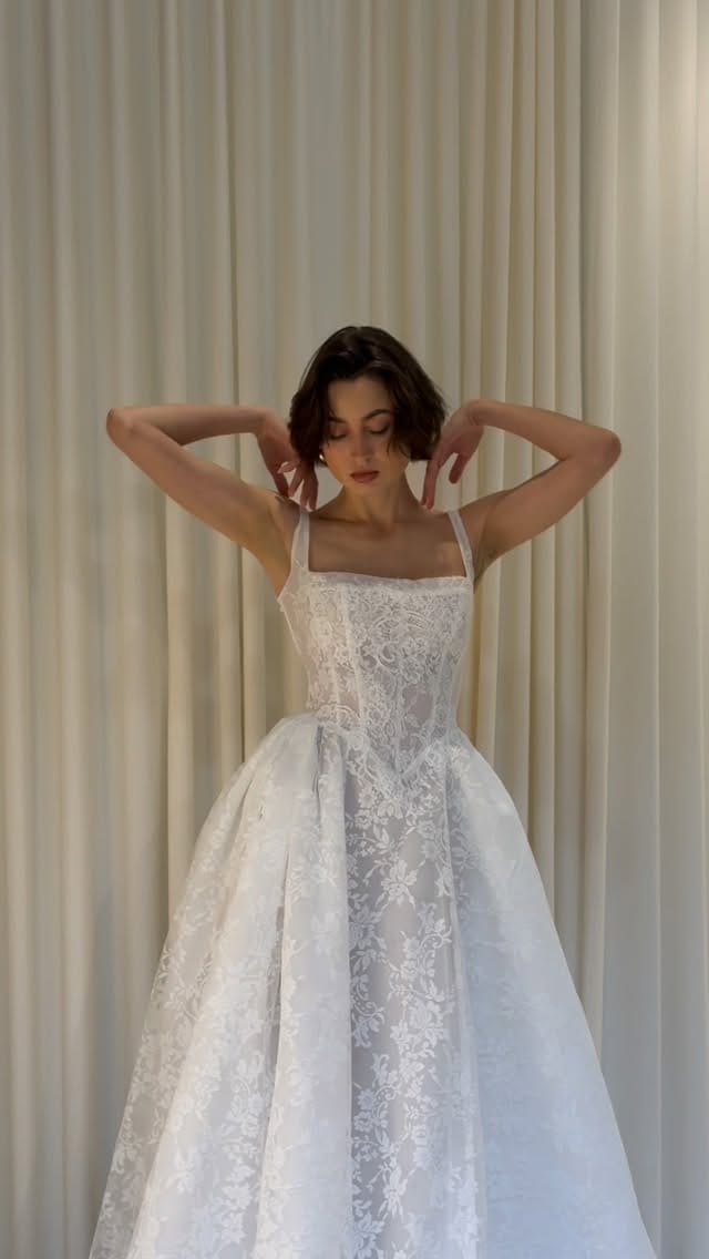 Post 2 by MARA MADI BRIDAL on Instagram (video)