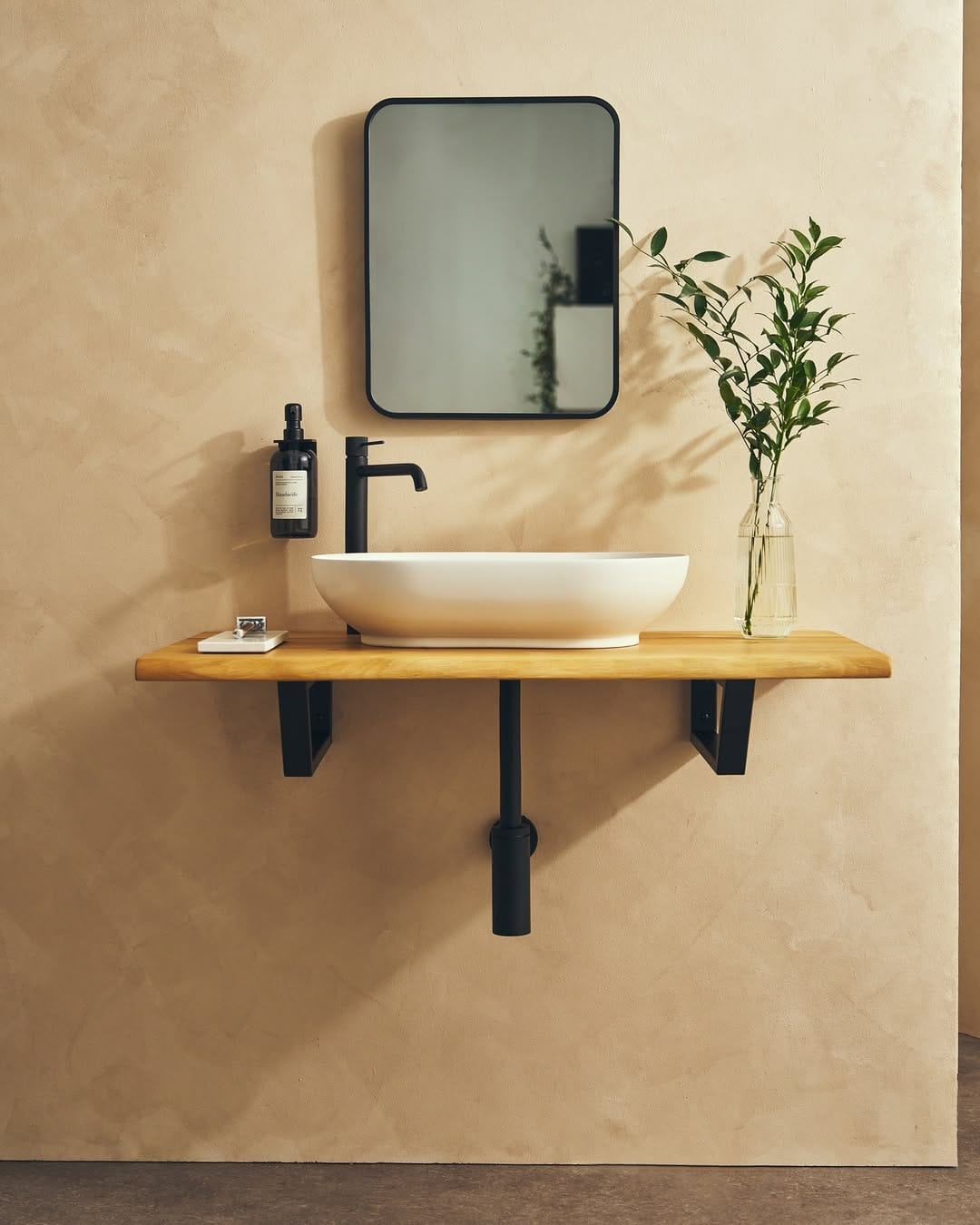 Post 9 by Natural Goods Berlin on Instagram (carousel)