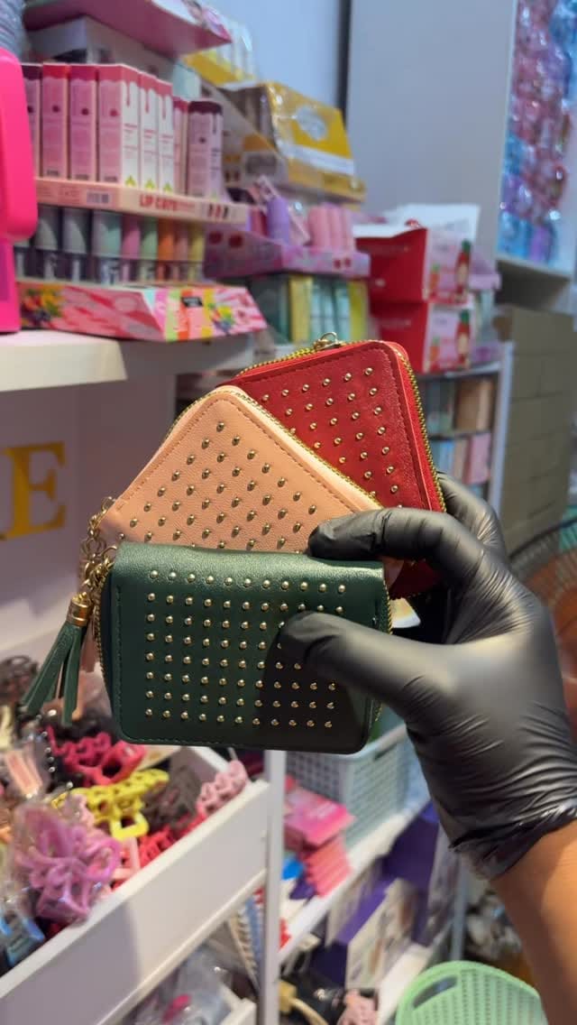 Post 6 by BEAUTY TOOLS / SOUVENIRS / BODY CARE / GIFT ITEMS on Instagram (video)
