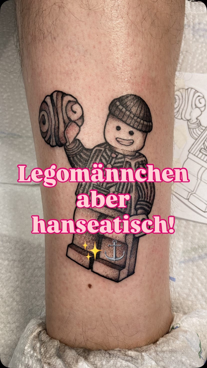 Post 2 by Riekje Knobloch | Tätowierungen on Instagram (video)