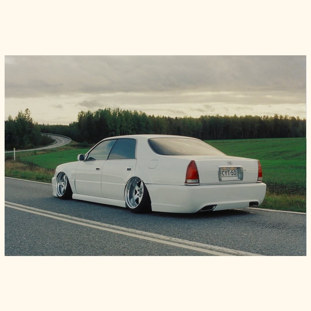 Post 1 by @35mmdealer.de on Instagram (carousel)