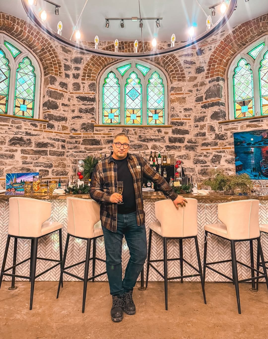 Post 6 by MARILOU MOLES: TOP 25 CANADIAN IMMIGRANT AWARDS 🇵🇭🇨🇦 on Instagram (carousel)
