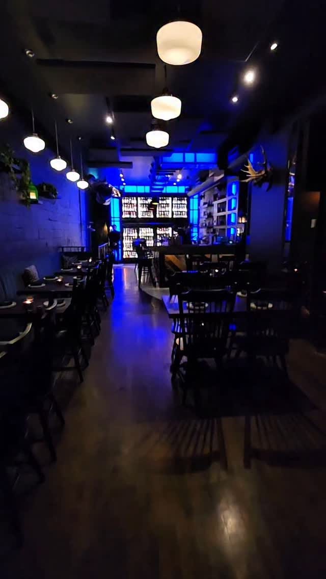 Post 4 by Ravi Oberoi on Instagram (video)