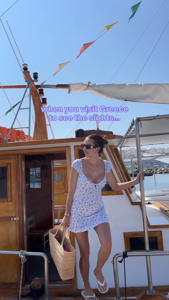 Post 6 by Travel Elle 🇬🇧 Content Creator 🇨🇦 on Instagram (video)