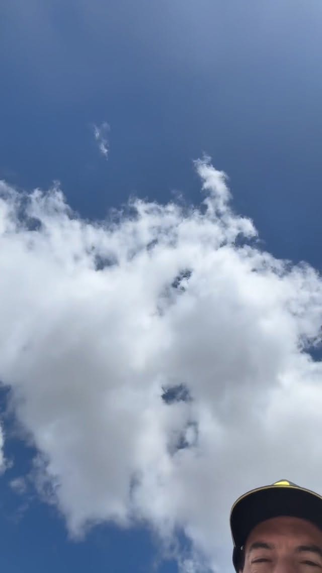 Post 5 by Moto Encontro Moto Center on Instagram (video)