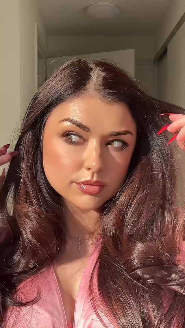 Post 1 by Chloé Zadori ❤️‍🔥 on Instagram (video)