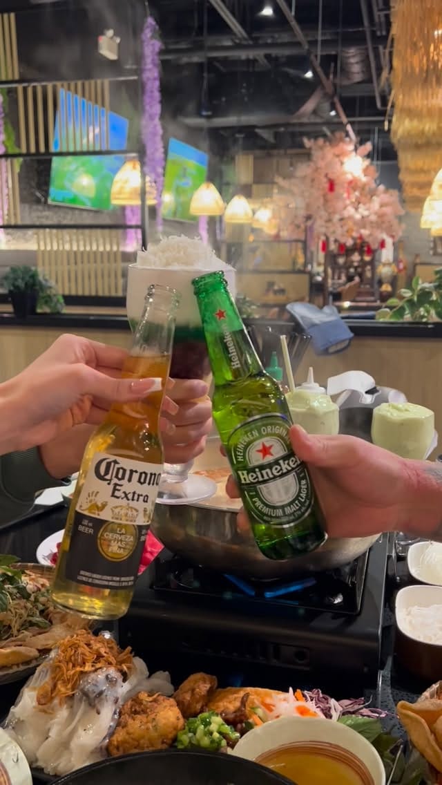 Post 2 by d&c 🫶🏼 where we eating? on Instagram (video)
