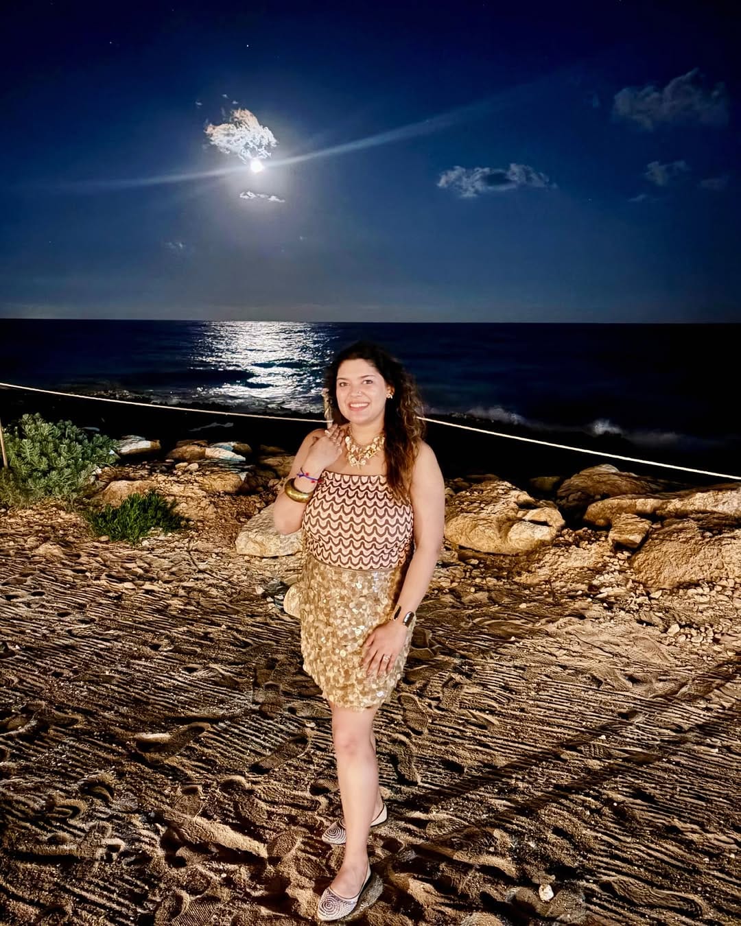 Post 4 by Dr.Arushi Soni | Fashion & Travel on Instagram (carousel)