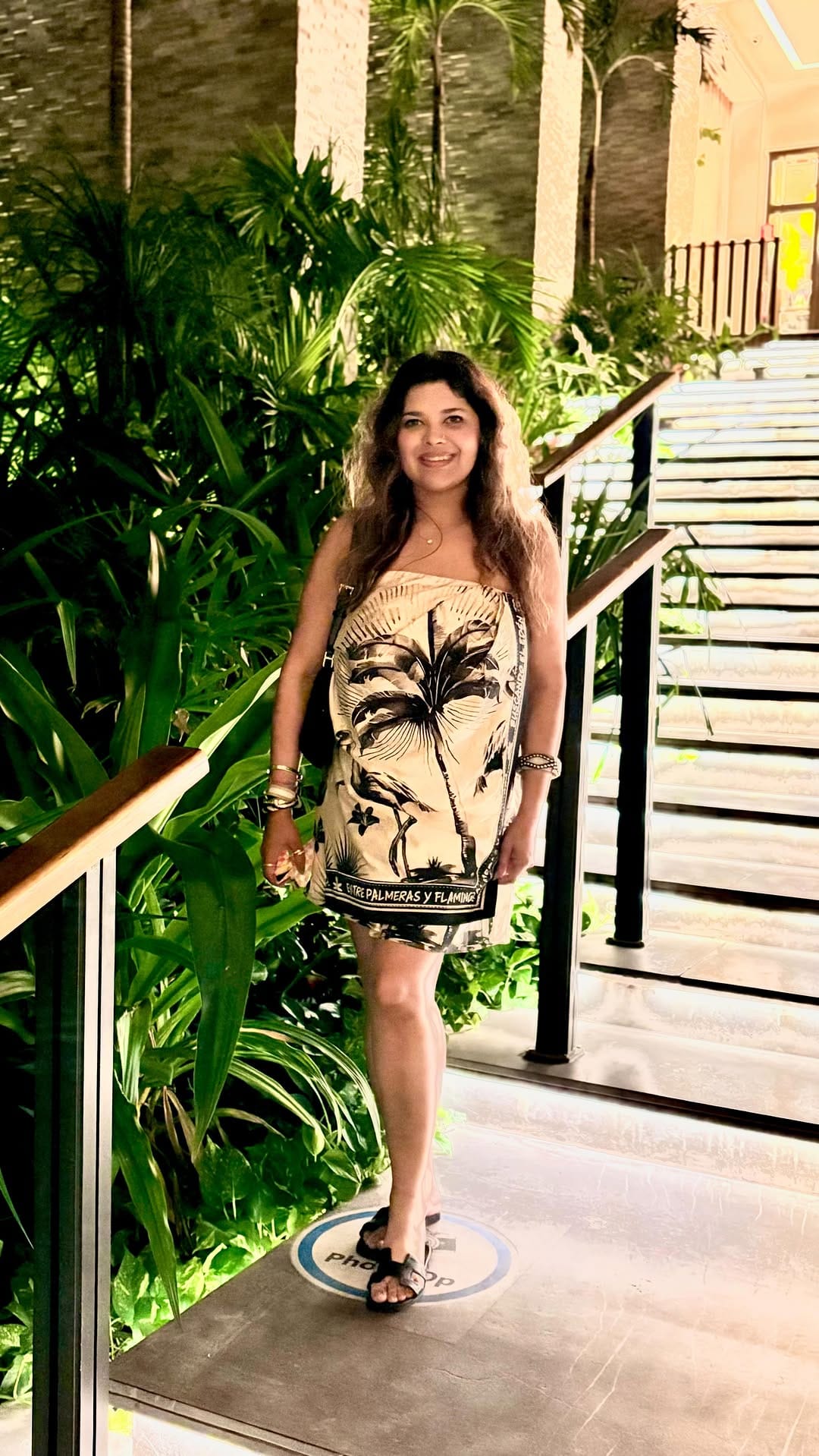 Post 5 by Dr.Arushi Soni | Fashion & Travel on Instagram (video)
