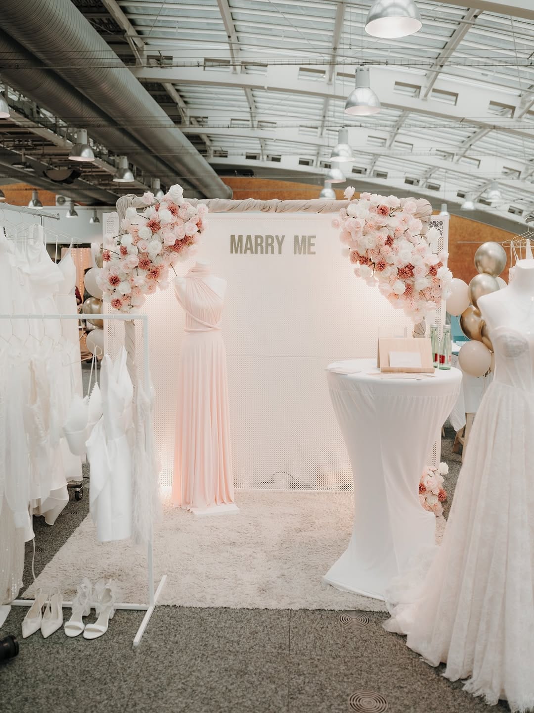 Post 7 by Marry Me Brautmoden on Instagram (image)