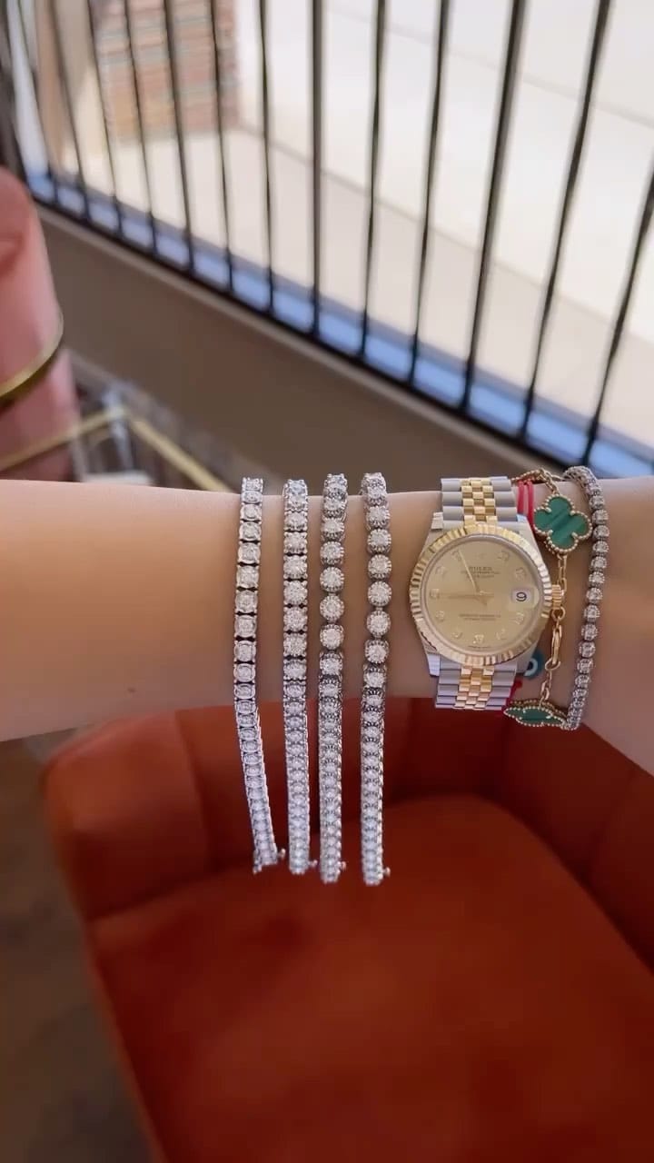 Post 8 by Nancy's Jewelry on Instagram (video)