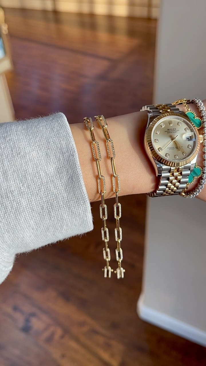 Post 10 by Nancy's Jewelry on Instagram (video)