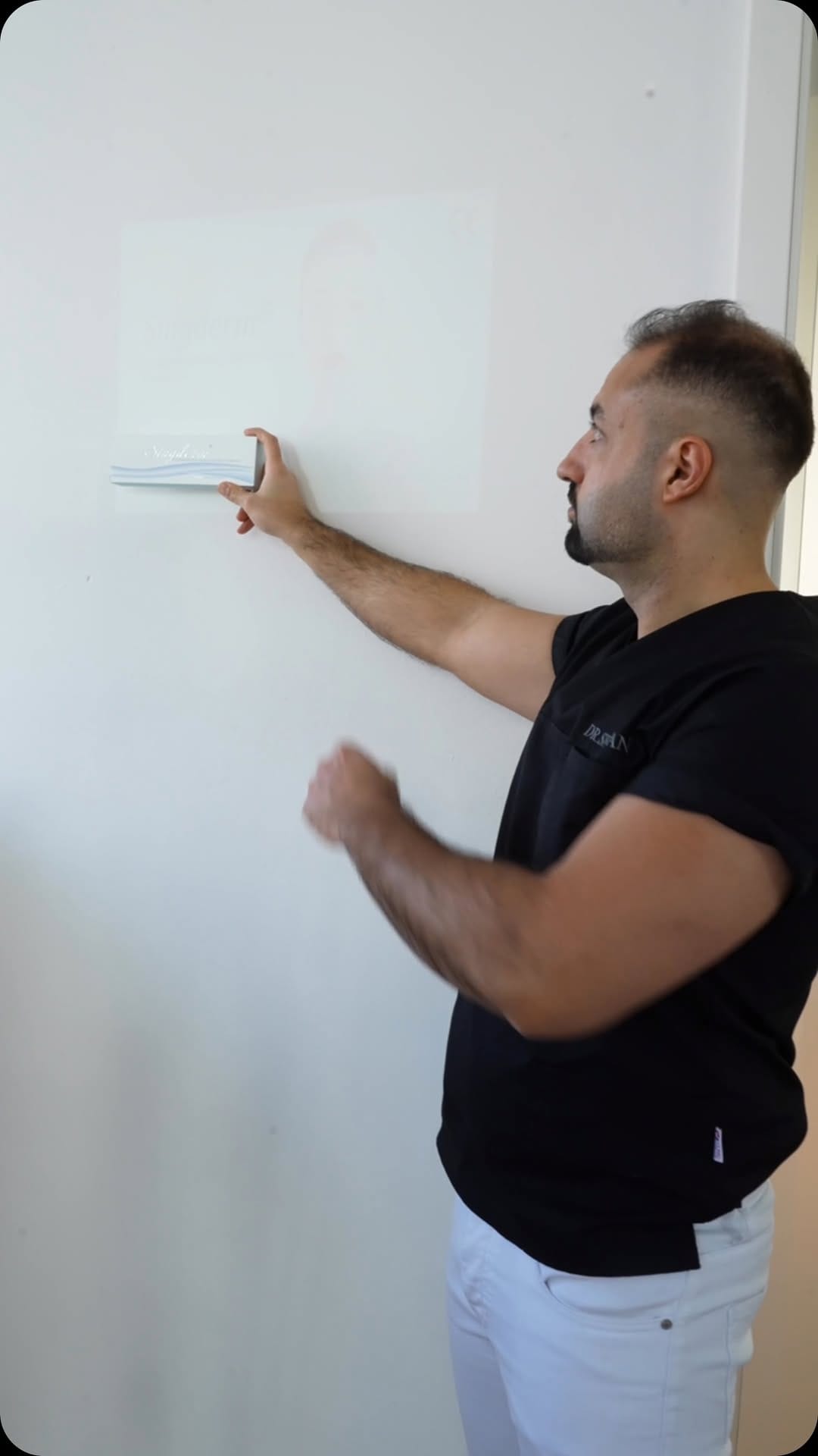 Post 7 by AESTHETIC CLINIC - DR. MED. SERCAN on Instagram (video)