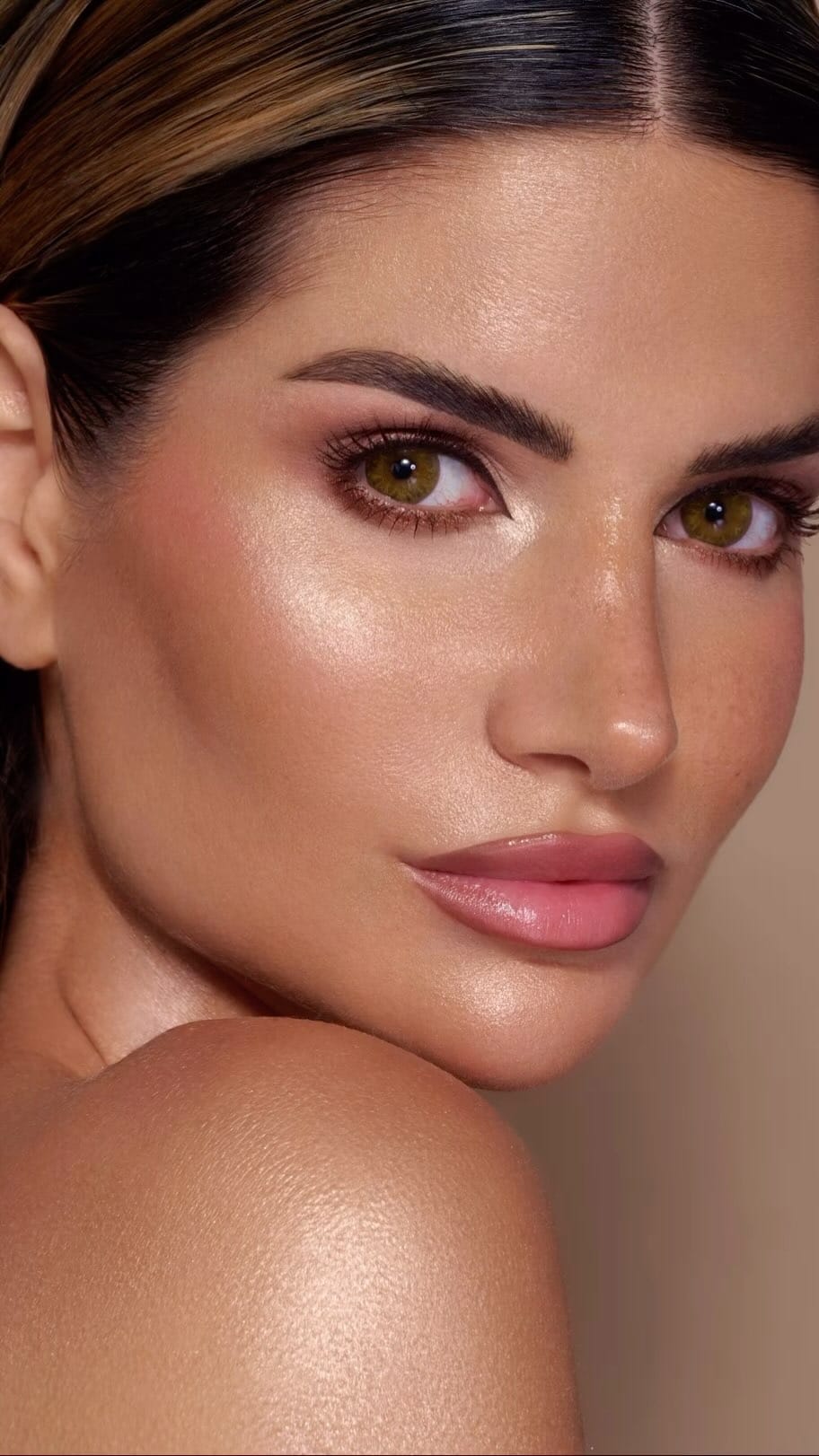 Post 10 by 𝓞𝓻𝓲𝓮𝓷𝓽𝓪𝓵 𝓓𝓻𝓮𝓪𝓶 𝓛𝓮𝓷𝓼𝓮𝓼 ® on Instagram (video)