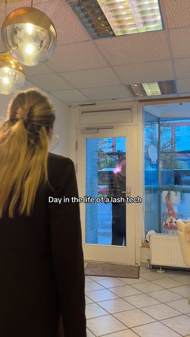 Post 6 by Wimpernverlängerung Hamburg | Since 2020 on Instagram (video)