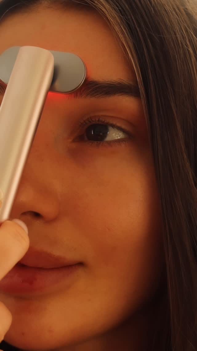 Post 9 by June Beauty on Instagram (video)