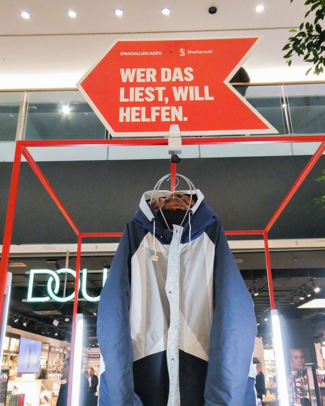 Post 4 by Spandau Arcaden on Instagram (carousel)