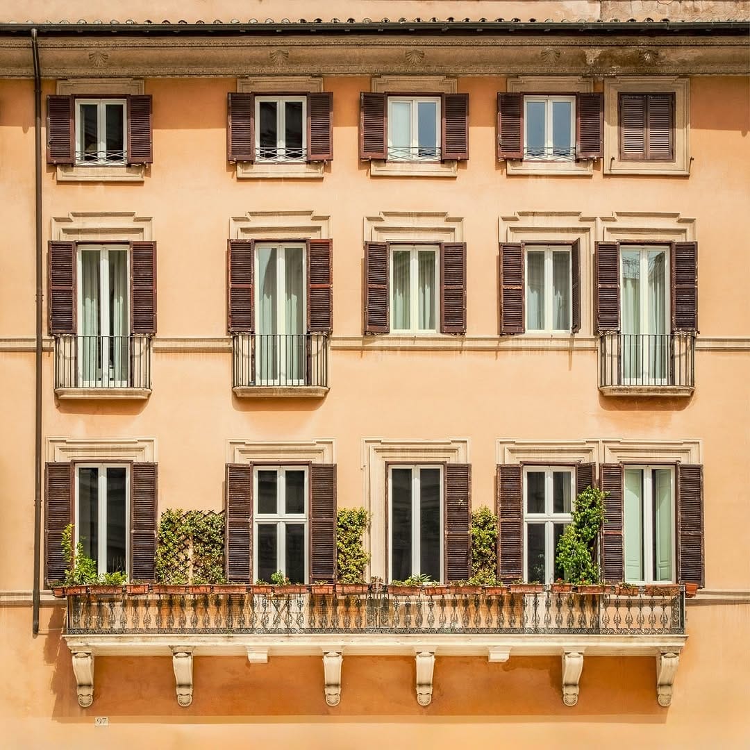 Post 4 by Travelflips on Instagram (image)