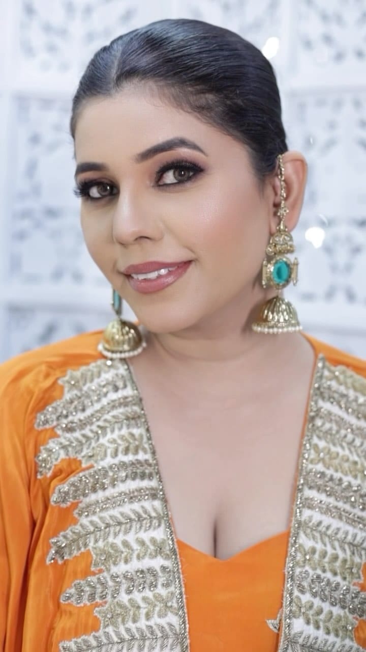 Post 5 by CS Essentials India on Instagram (video)