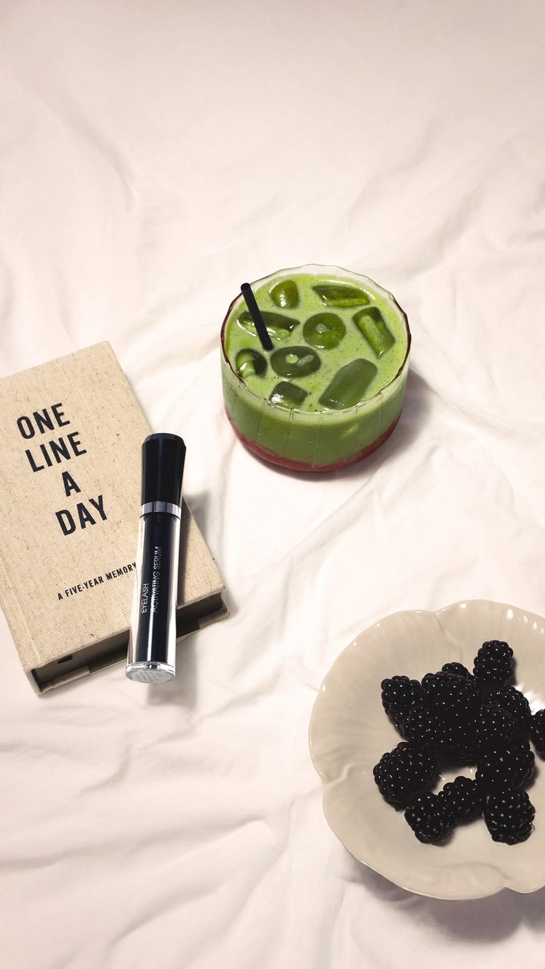 Post 1 by M2 BEAUTÉ Cosmetics on Instagram (video)