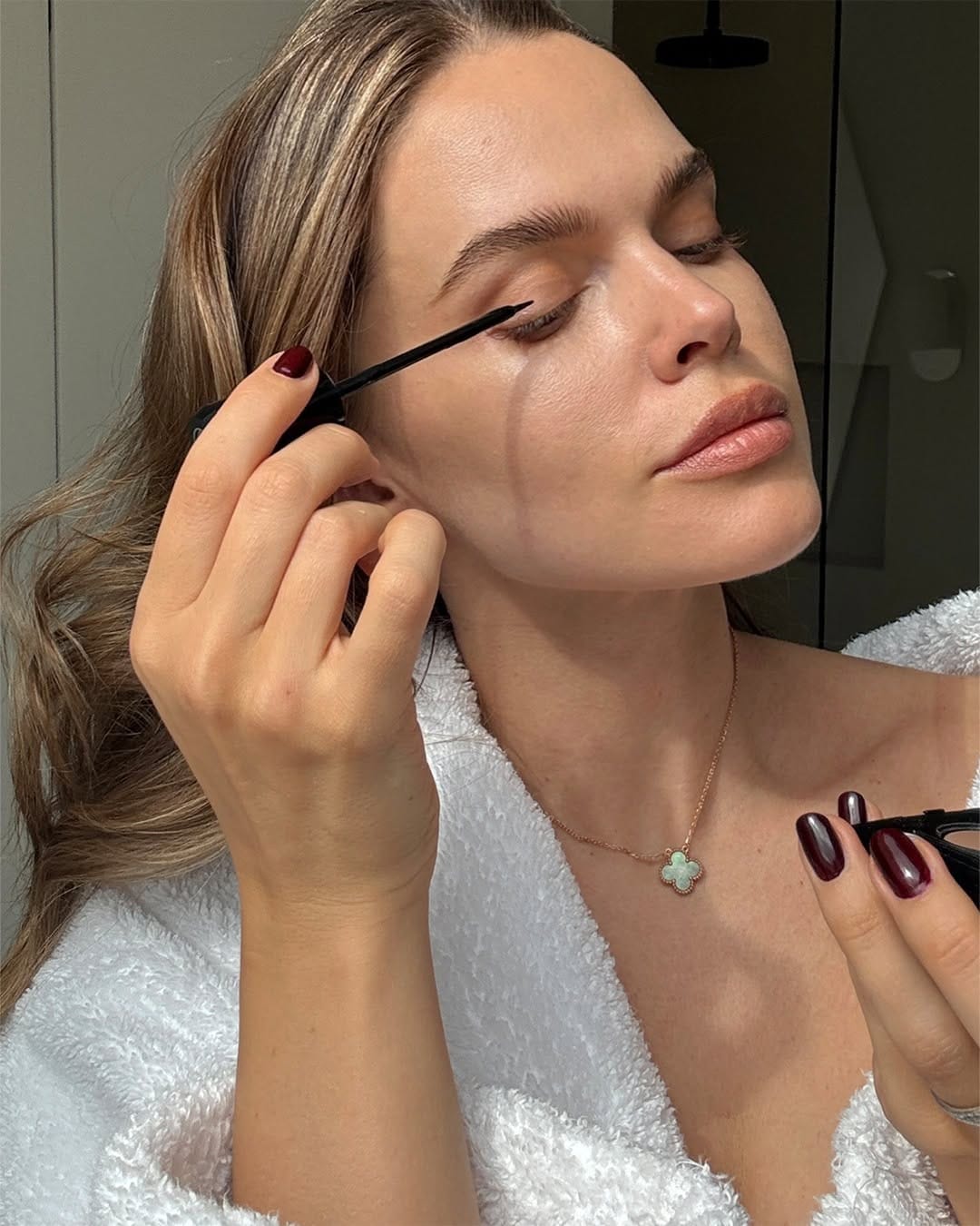 Post 2 by M2 BEAUTÉ Cosmetics on Instagram (image)