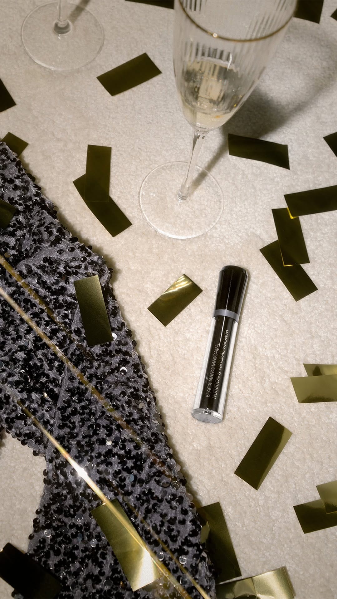 Post 9 by M2 BEAUTÉ Cosmetics on Instagram (video)
