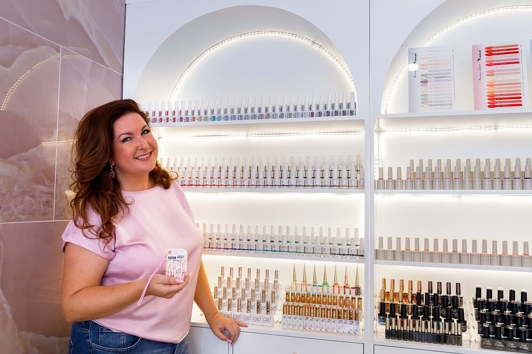 Post 9 by 🇳🇱Nail artist on Instagram (carousel)