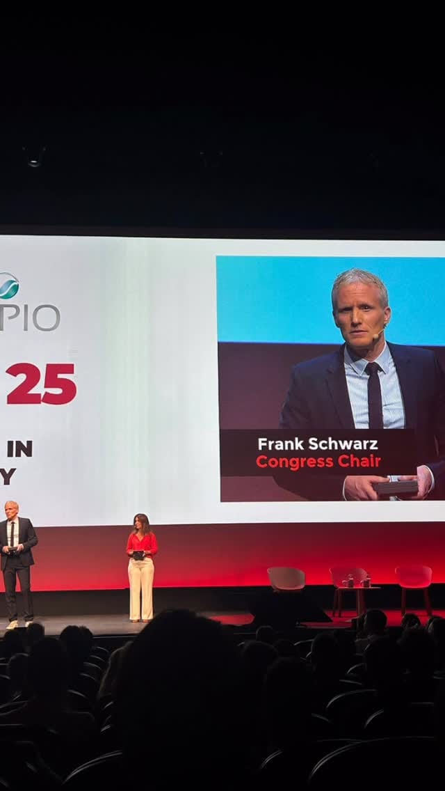 Post 9 by Frank Schwarz on Instagram (video)