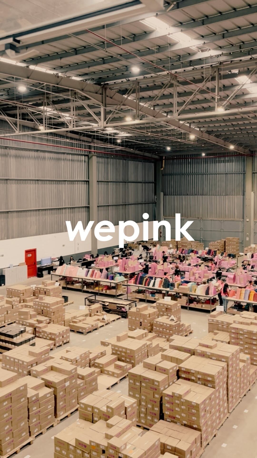 Post 10 by Wepink on Instagram (video)