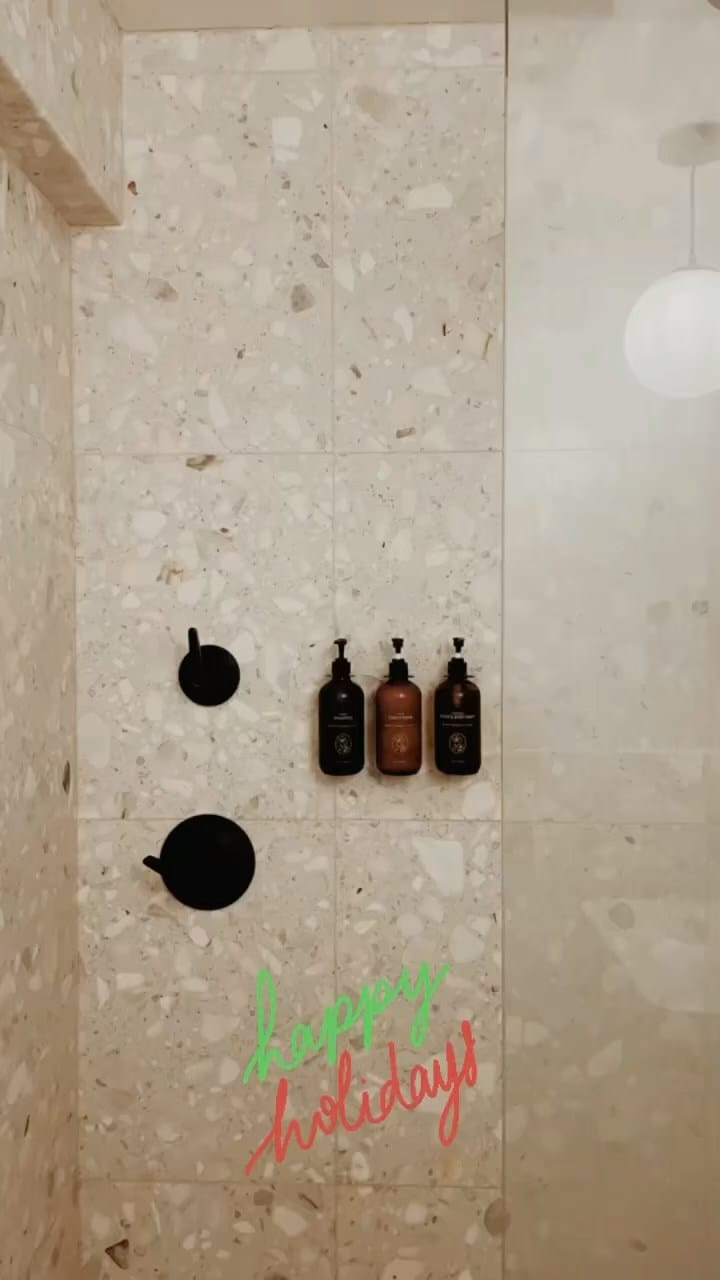 Post 5 by MoonCloth on Instagram (video)
