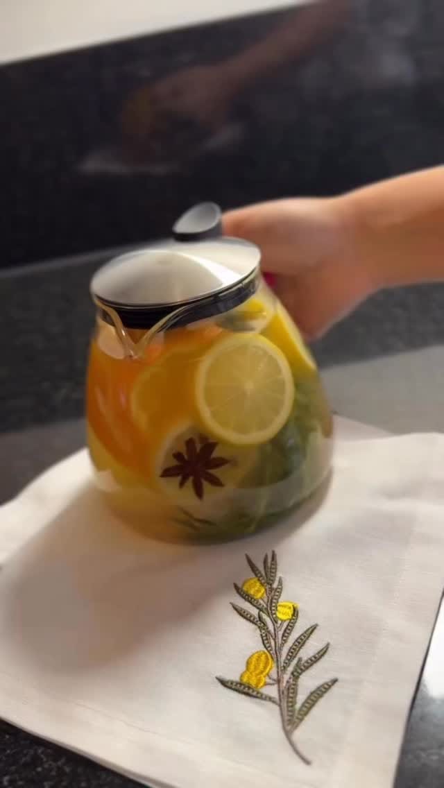 Post 1 by Waqar Azeem on Instagram (video)