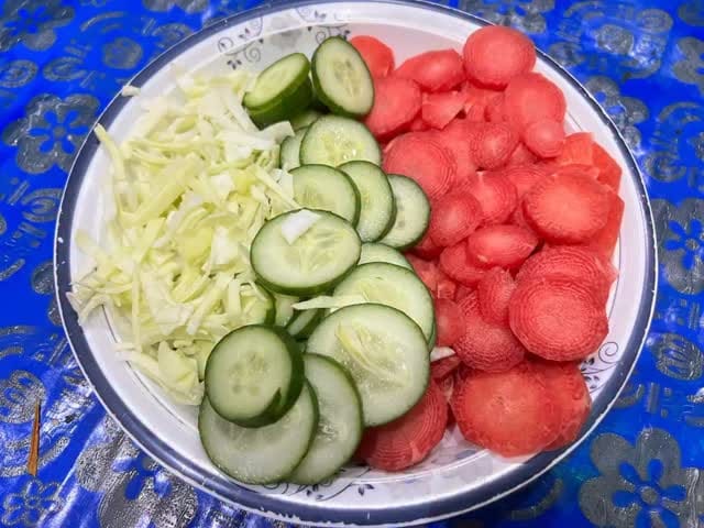 Post 5 by Waqar Azeem on Instagram (video)