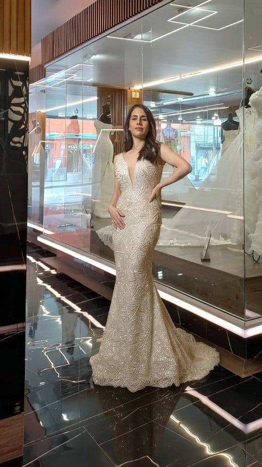 Post 2 by Essence Novias | Vestidos de Novia on Instagram (video)