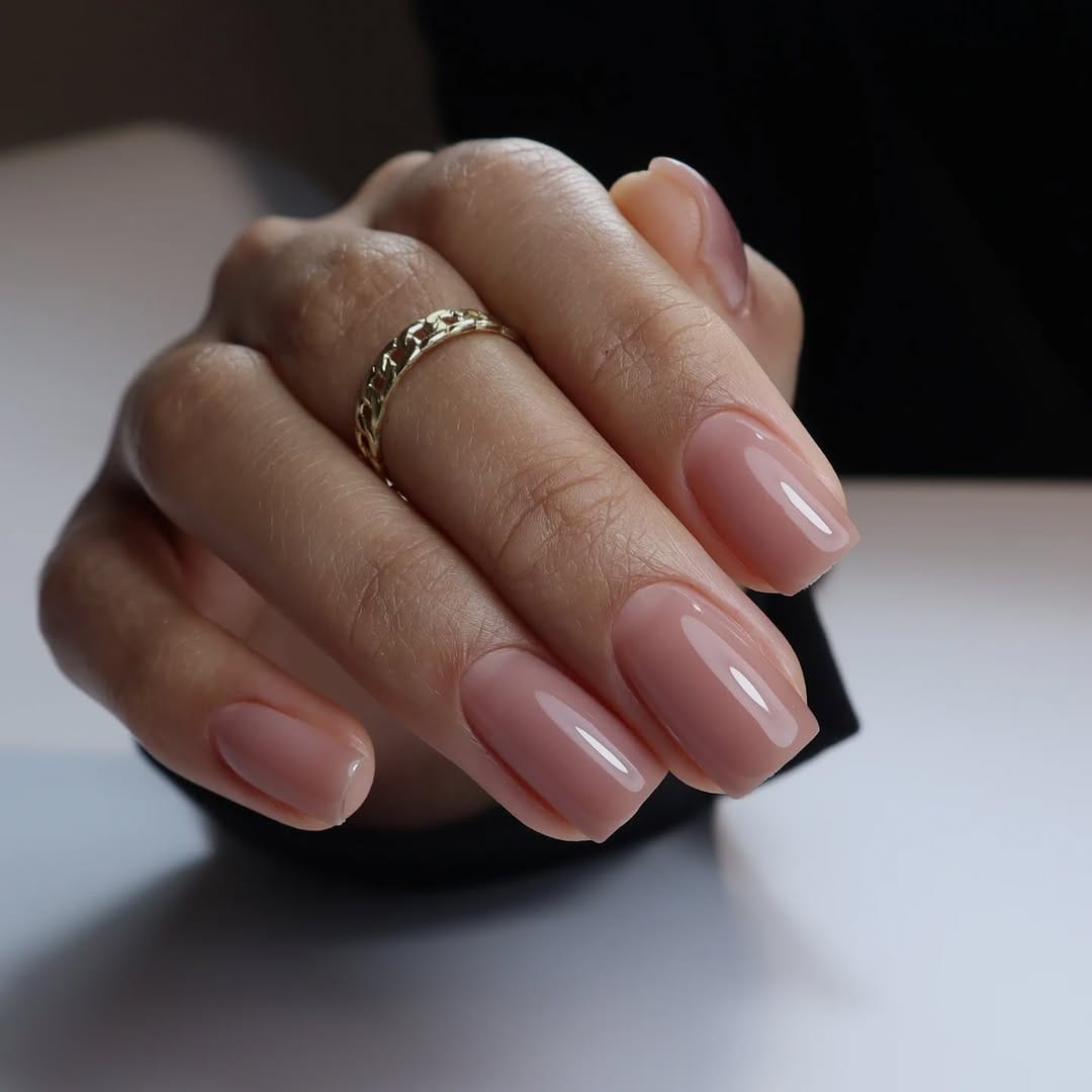 Post 8 by DUTCH NAIL COSMETICS on Instagram (image)