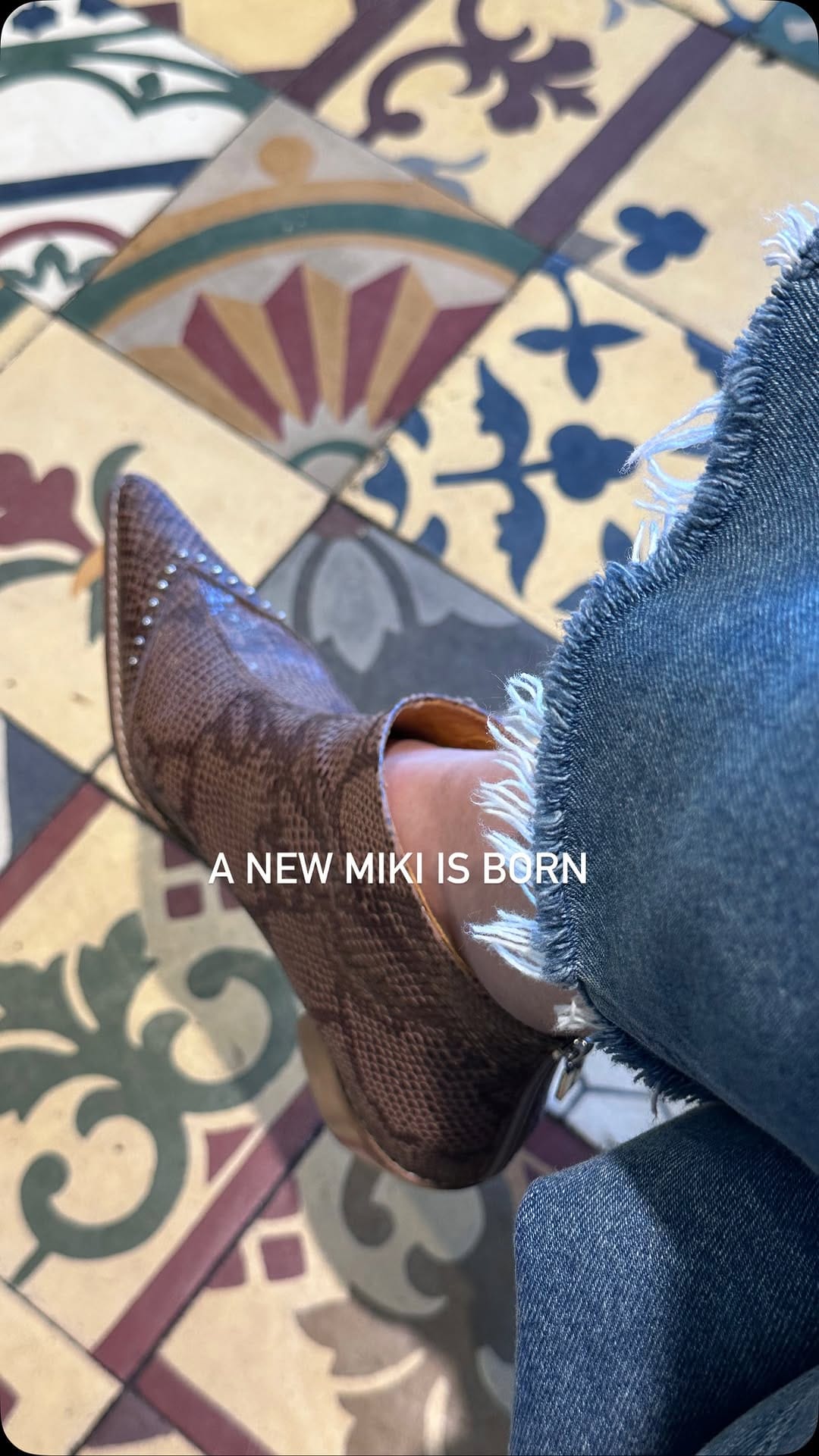 Post 9 by Miki&Choya on Instagram (video)