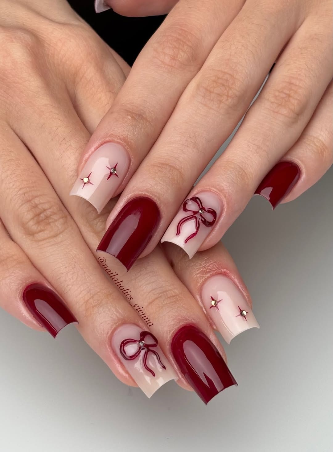Post 4 by JUSTNAILS GbR on Instagram (carousel)