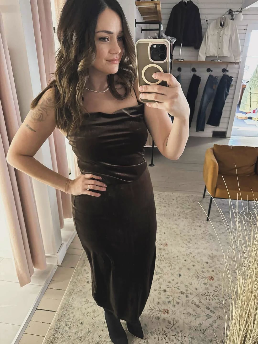 Post 4 by Jolie Folie Boutique | Canadian Fashion + Accessories on Instagram (image)