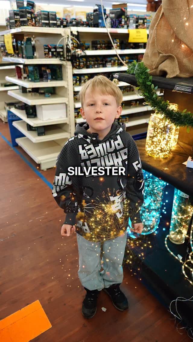 Post 9 by CENTERSHOP on Instagram (video)
