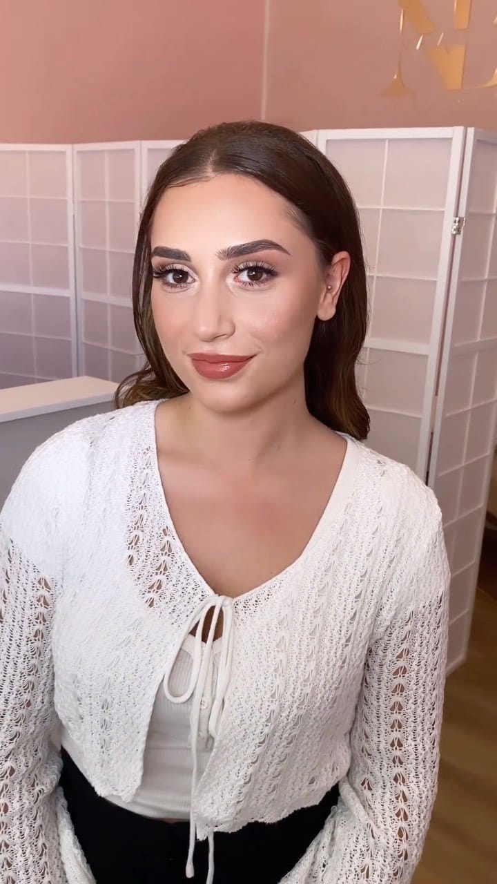 Post 8 by Naalimbeauty on Instagram (video)