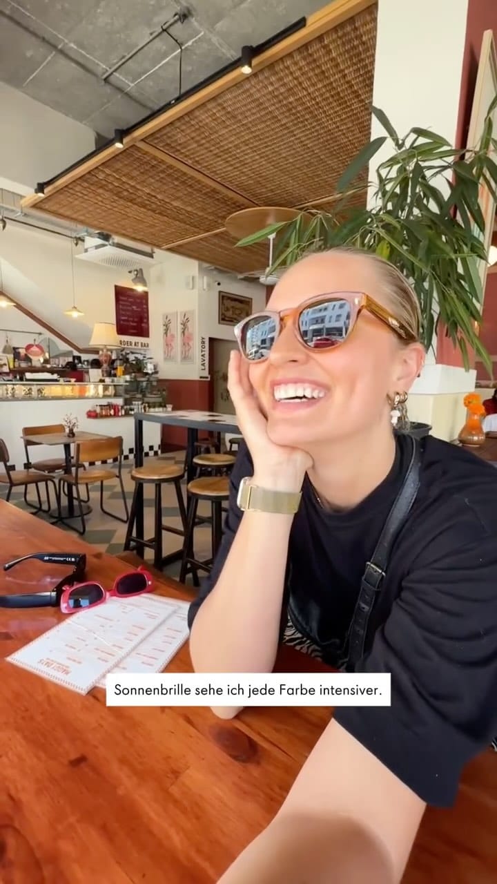Post 9 by Larissa on Instagram (video)