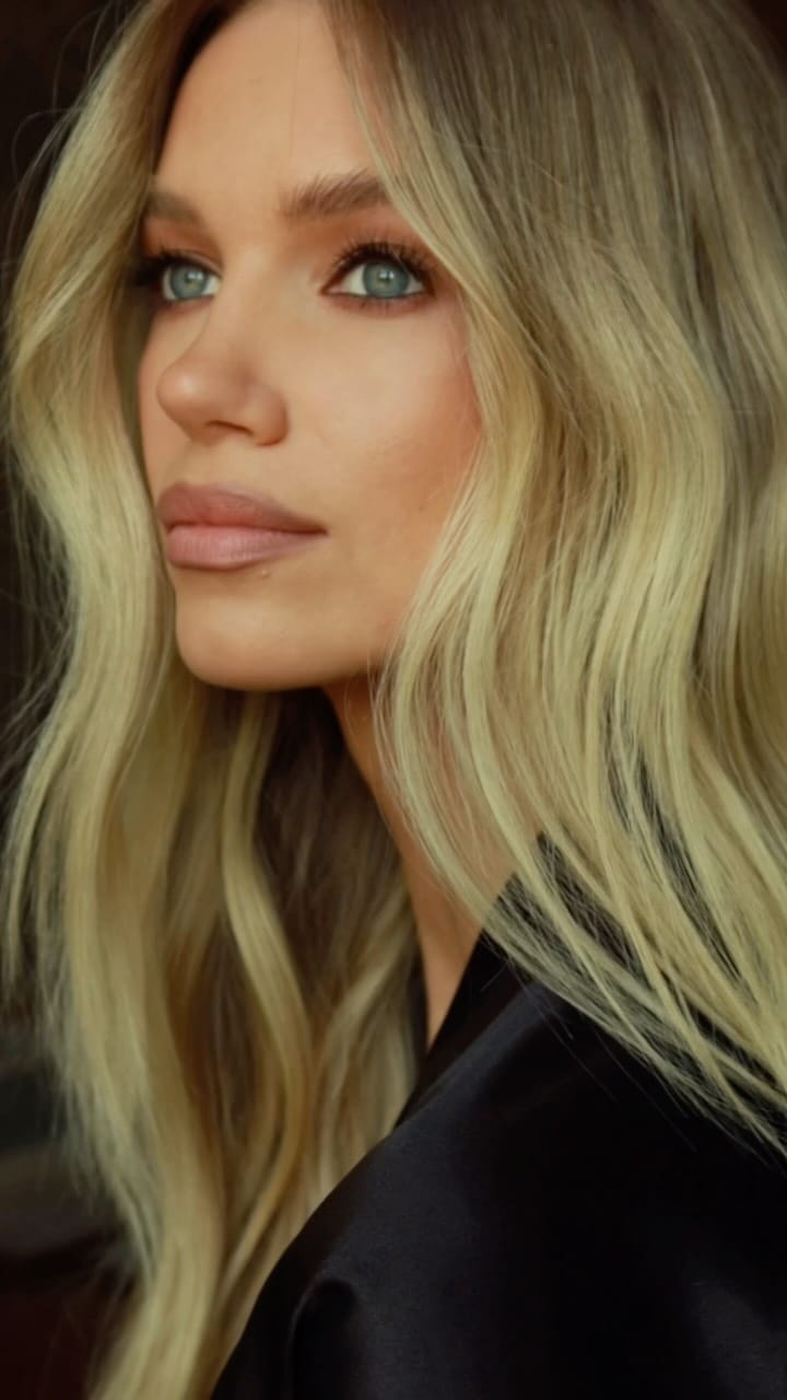 Post 4 by Eliza Musial on Instagram (video)