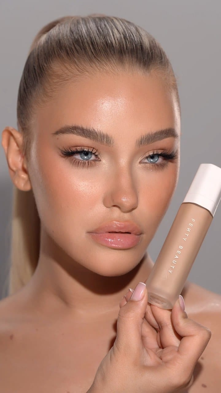 Post 8 by A N G E L I A on Instagram (video)