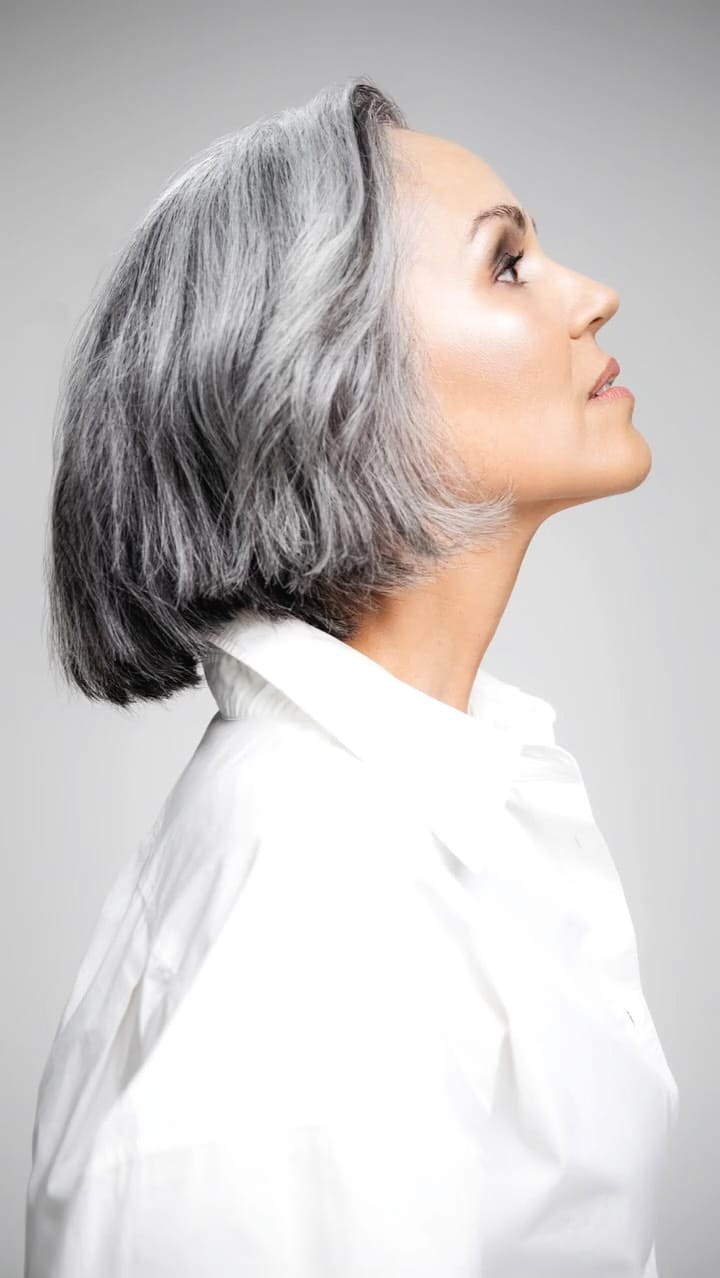 Post 5 by Sonja Schwarz Makeup Artist Hairstylist on Instagram (video)